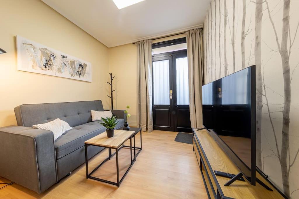 Exclusive & Cozy Apartment In The Center Of Сория Екстериор снимка